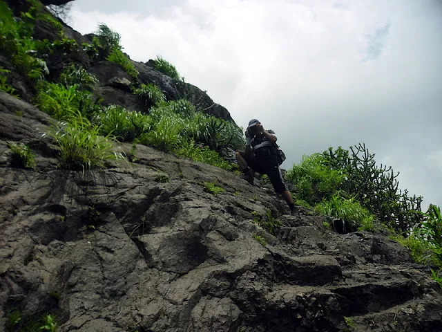 Asherigad Trek — An Independence Day Trek (2012)