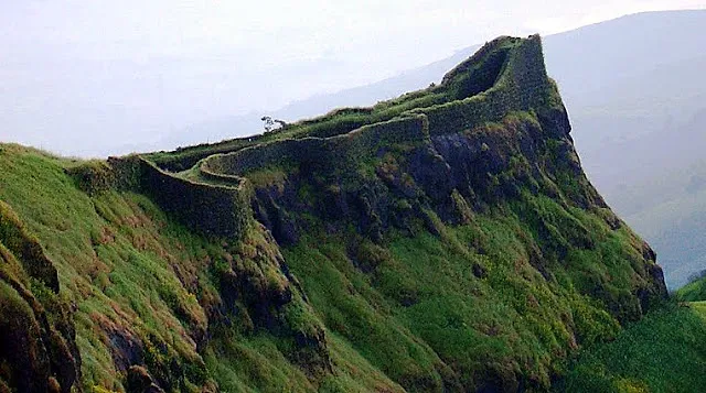 Torna Fort Trek