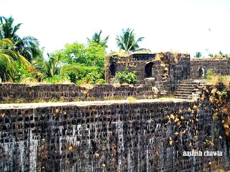 Arnala Fort
