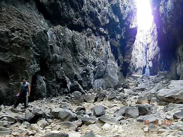 Trek from Samrad -Sandhan valley-Karoli Ghat-Ratangad-Ratanwadi