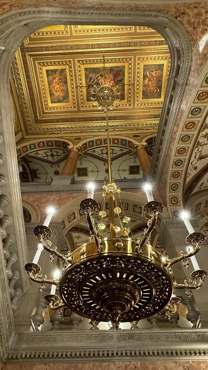 Discovering the Hungarian State Opera House | Budapest