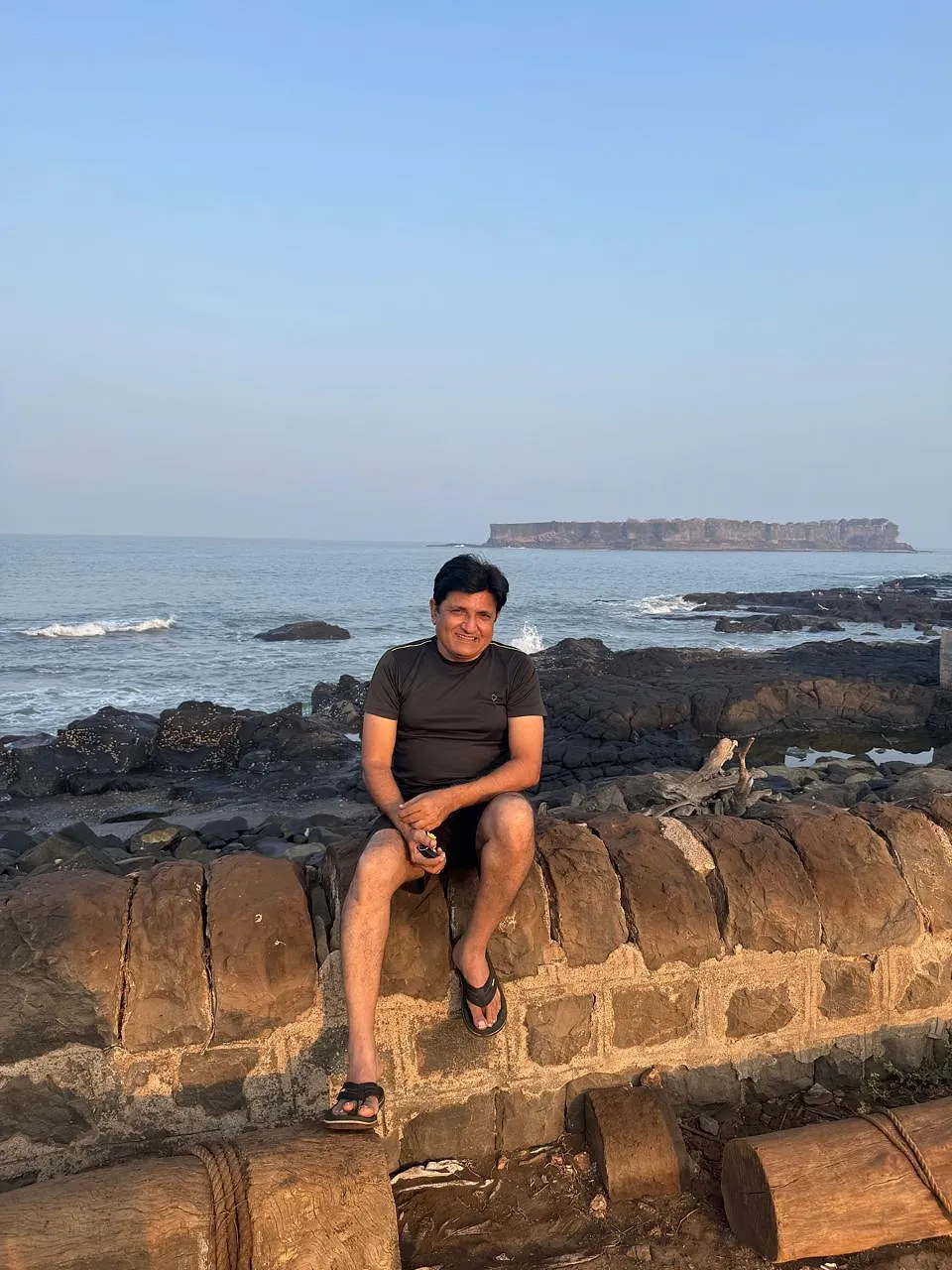 Konkan Road Trip Part 3: Harnai Fish Market & Suvarnadurg Fort – Hidden Gems of Dapoli