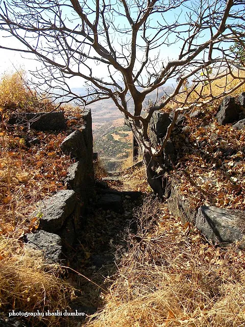 Gadgada aka Ghargad Fort