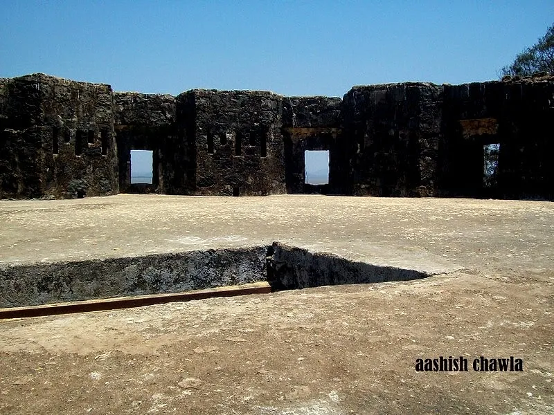 Arnala Fort