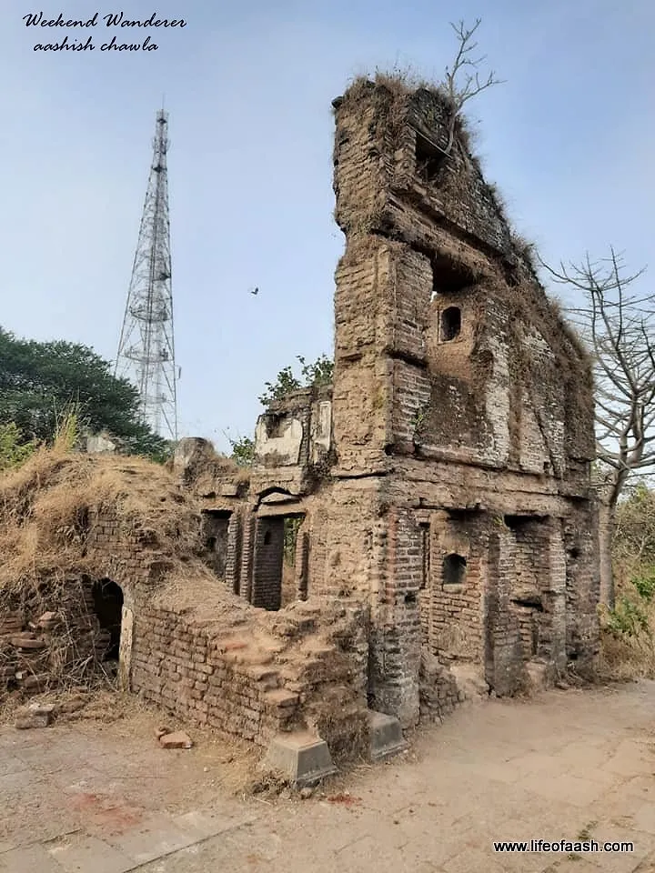 अजिंक्यतारा किला | सतारा की सड़क यात्रा