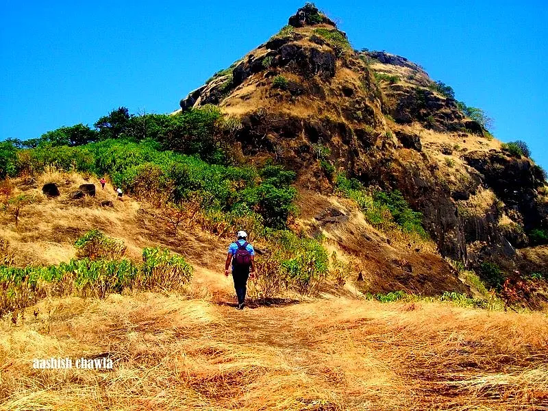 Tak Mak Fort Trek