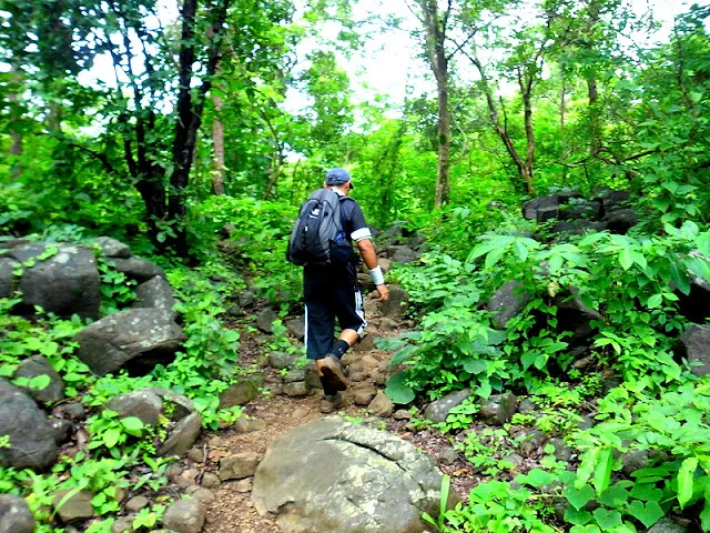 Asherigad Trek — An Independence Day Trek (2012)