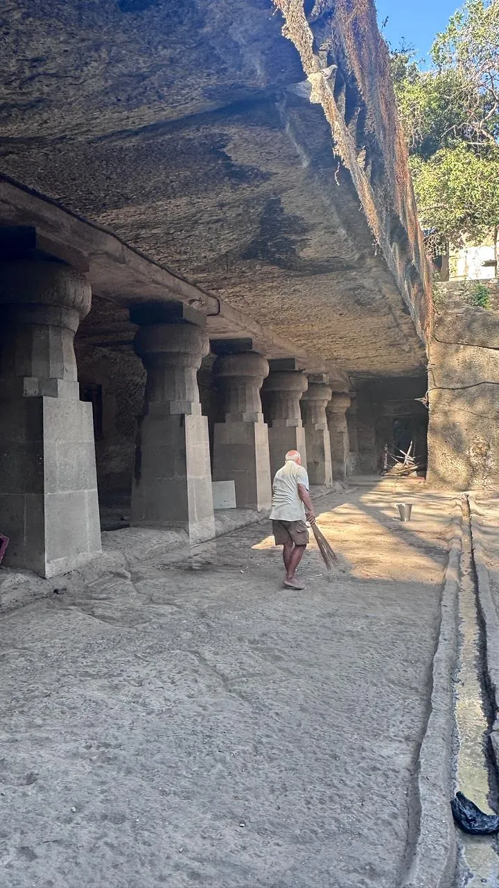 A Short Trip to Jogeshwari Caves Mumbai – Hidden History in the Heart of the City