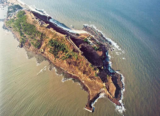 Trek to Korlai Fort,Alibag