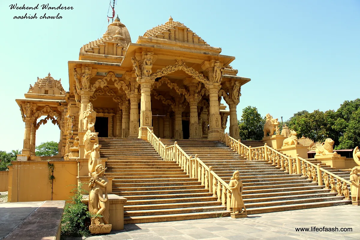 जैन मंदिर भिलाड़, गुजरात