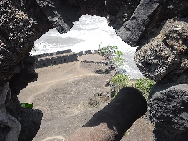 Trek to Korlai Fort,Alibag